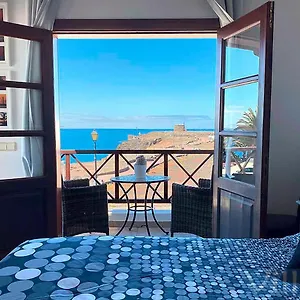https://iris-del-mar.in-canary-islands.com