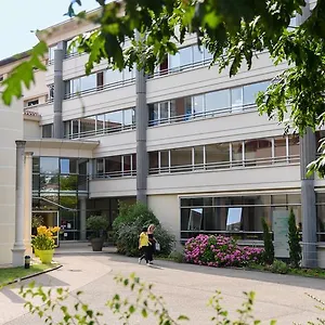 Hotel Valpre, Écully